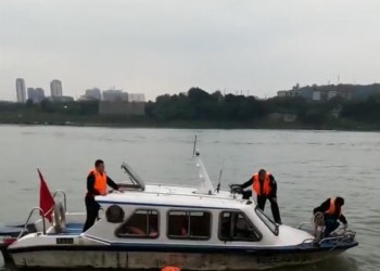 泸州一62岁女李某，独自在澄溪口游长江溺水身亡！隔4天后在国窖大桥下浮出水面！