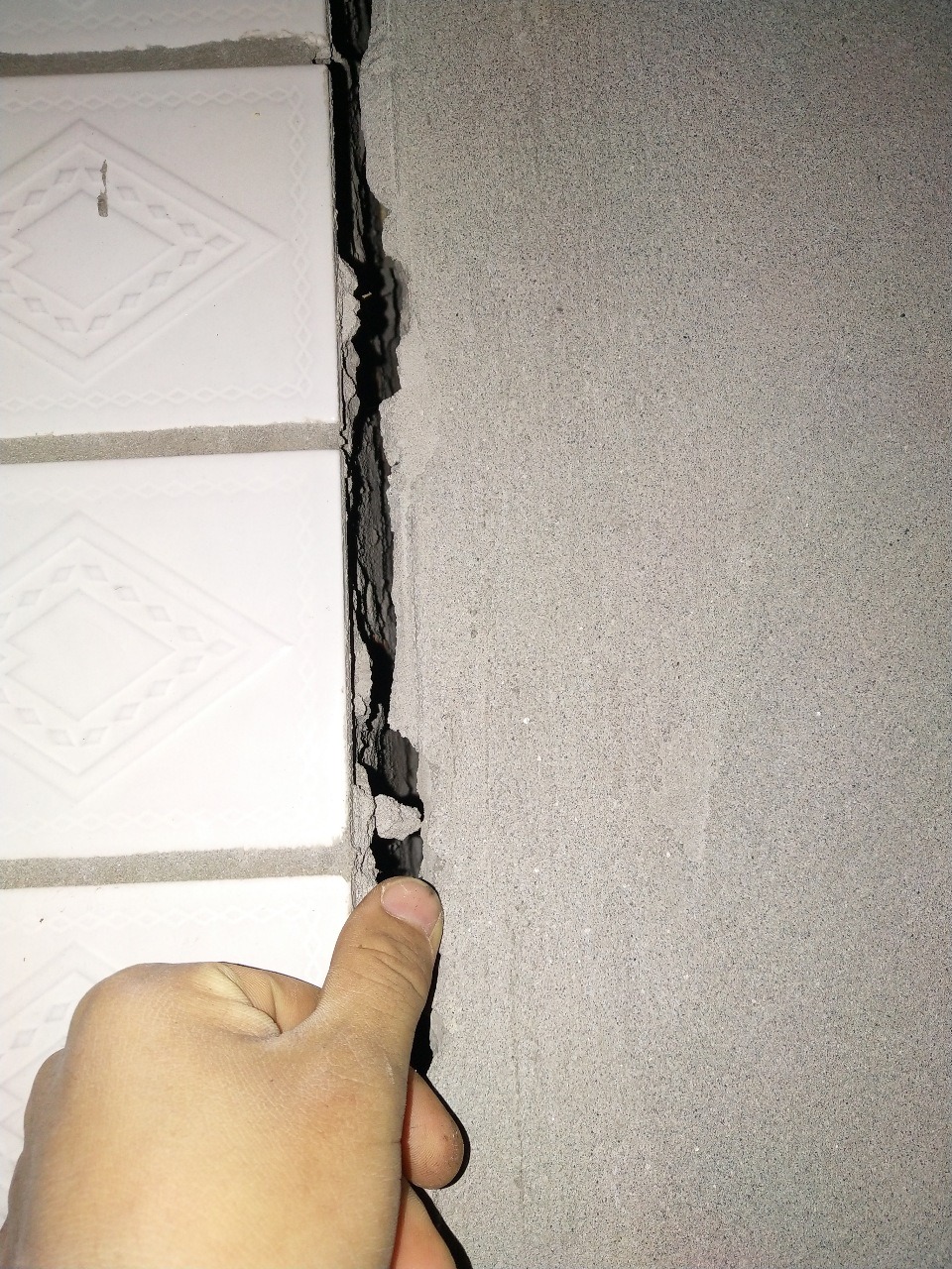 2019121614024435166984_960_1280.jpg