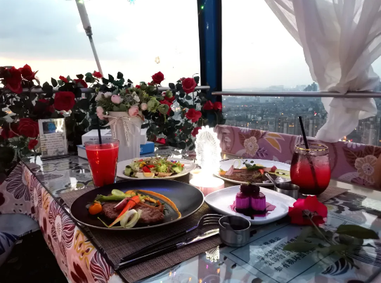 七夕摩天轮餐厅 ▏约会女神、拿下小鲜肉，只需要一次这样的晚餐……-15.png