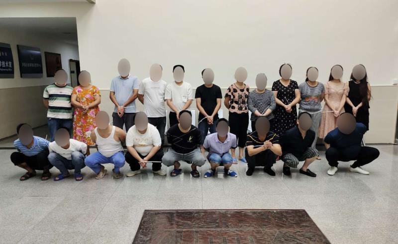 泸州三姐妹开设赌场！提供免费吃喝，还能借贷赌博！-2.jpg