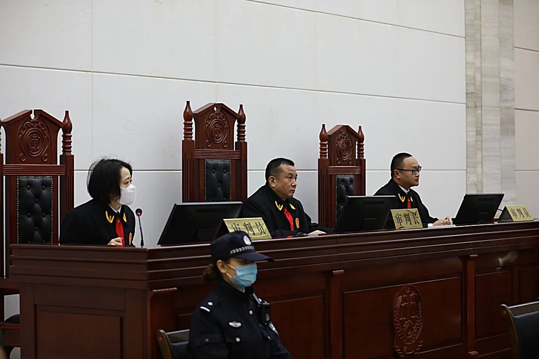 组织领导者获刑25年！泸州47人黑社会性质组织犯罪宣判！-2.jpg