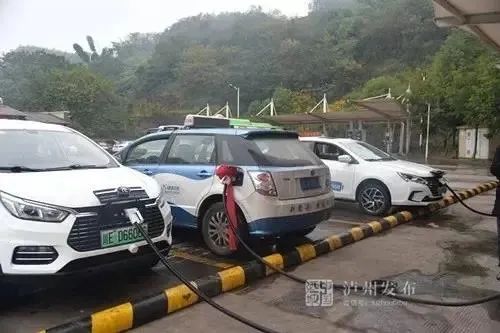 40分钟充满电！泸州新增10个新能源车快充站！-2.jpg