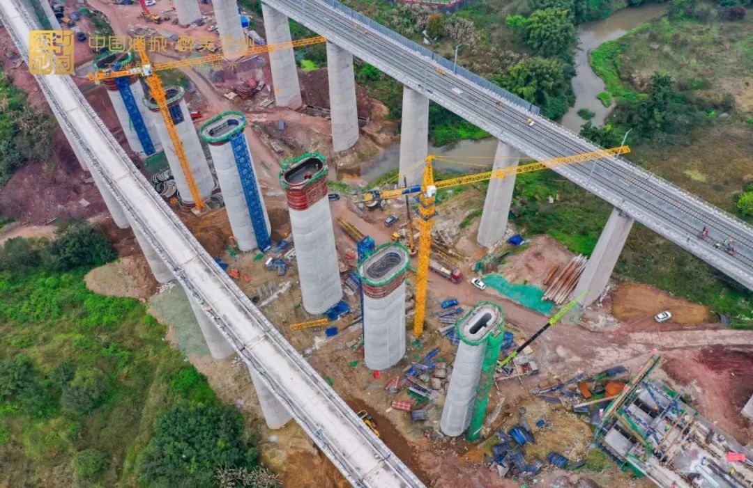 即将封顶丨快看，泸州高铁站建成这样了-11.jpg