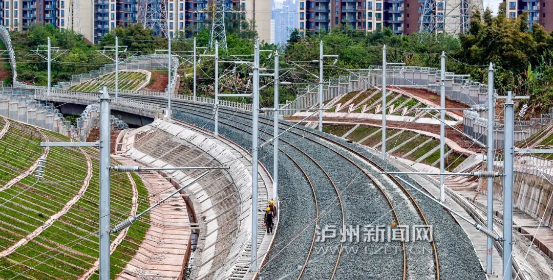 不看不知道！川南城际铁路泸州段已经修成这样了！-4.jpg
