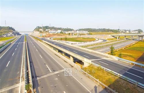 五一节期间，泸州周边这些高速将出现车流高峰...-1.jpg