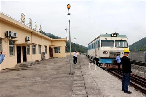 历经10年！泸州这条铁路通过初步验收，具备通车条件-3.jpg