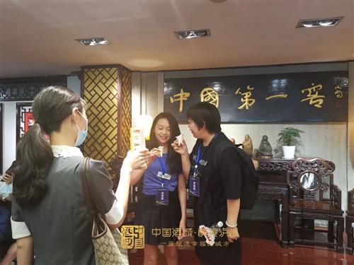 “三味”高铁首站到了：酒城“酒味”！泸州站有这些硬核-6.jpg