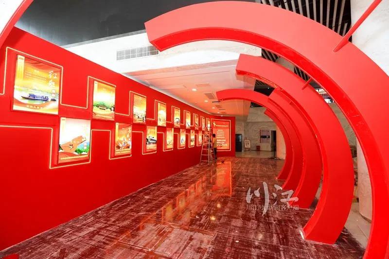 时光隧道+大型油画+互动体验 | @泸州人，这场主题展览千...-3.jpg