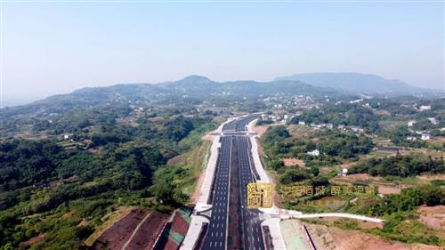 泸州云峰路及方山快速通道全线贯通！预计本月底具备通行条件-1.jpg