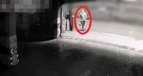 蒙面劫匪持刀威胁女子“不准喊”，8小时落网-3.jpg