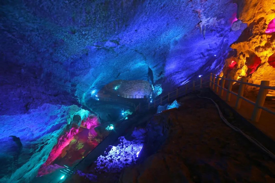 泸州人避暑去这里！漂流、溶洞、大峡谷…逃离炎夏，清凉又好耍！ ... ...-14.jpeg