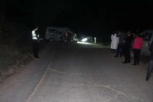 肇事逃逸、醉酒驾驶，泸州7人被终生禁驾→-4.jpg
