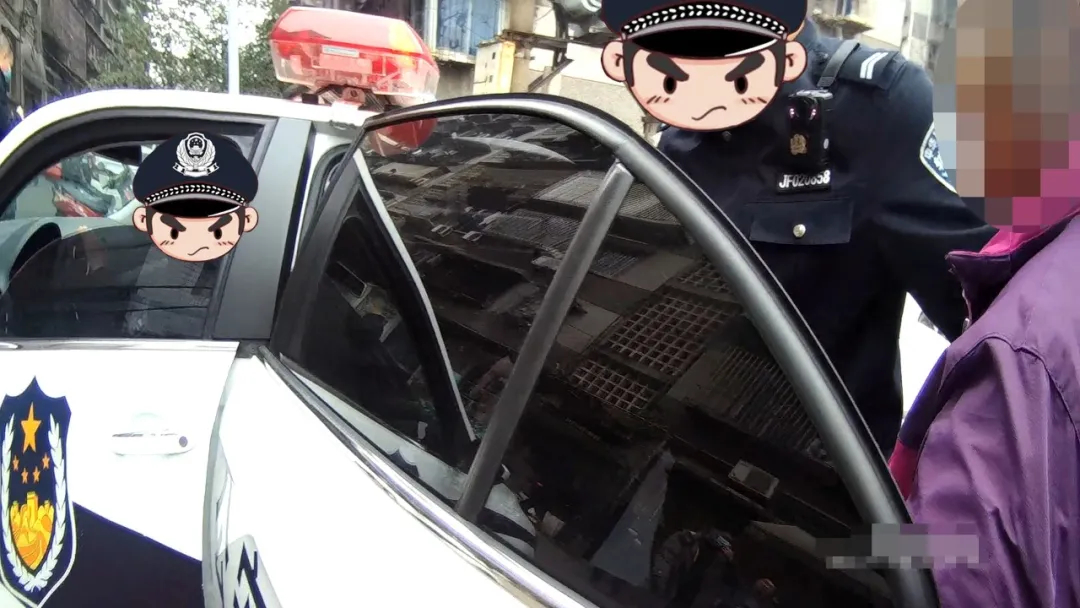 场面一度惊险! 泸州某学校上课期间惊现女子跳楼轻生！-2.jpg