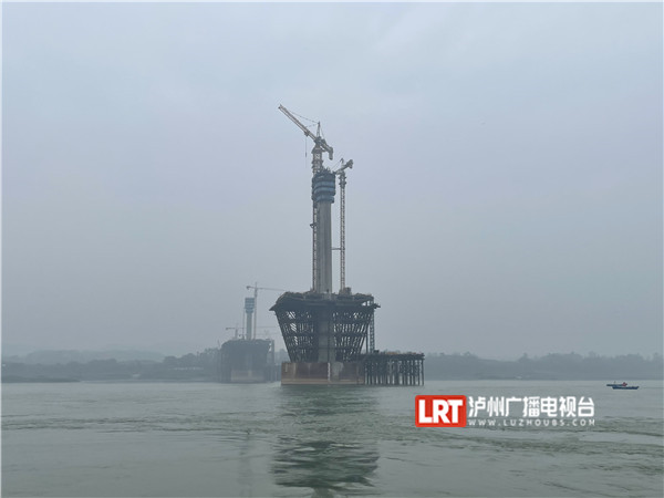 双向八车道 泸州长江六桥建设迎来关键节点-5.jpg