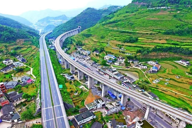 喜报！叙大铁路开通，古蔺结束无铁路运输的历史-3.jpg