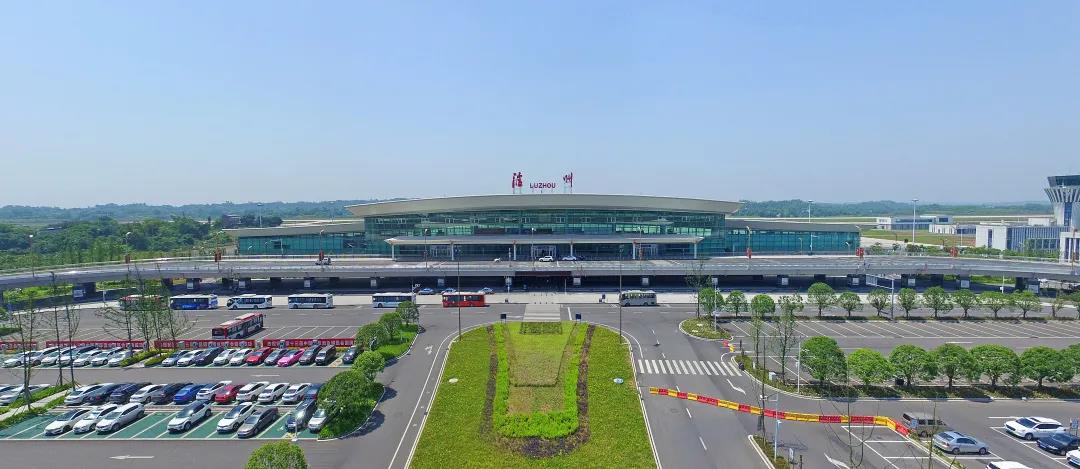 旅客吞吐量突破200万！泸州机场迈入全国中型机场行列-2.jpg
