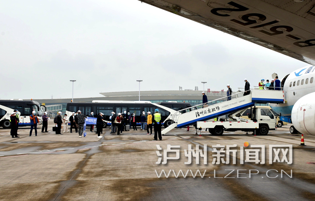 元旦小长假已经结束，泸州安全发送旅客235.5万余人次-2.jpg
