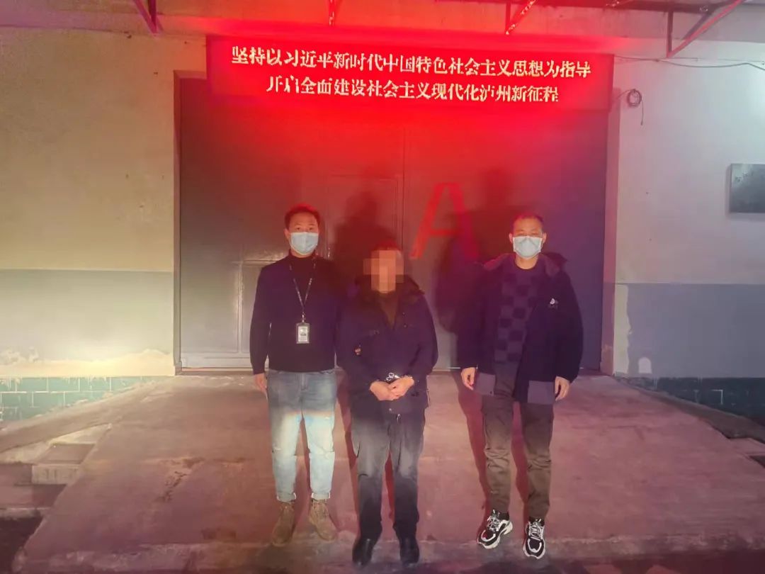七人上桌，一夜遭五万，泸州叙永公安严惩不贷！-3.jpg