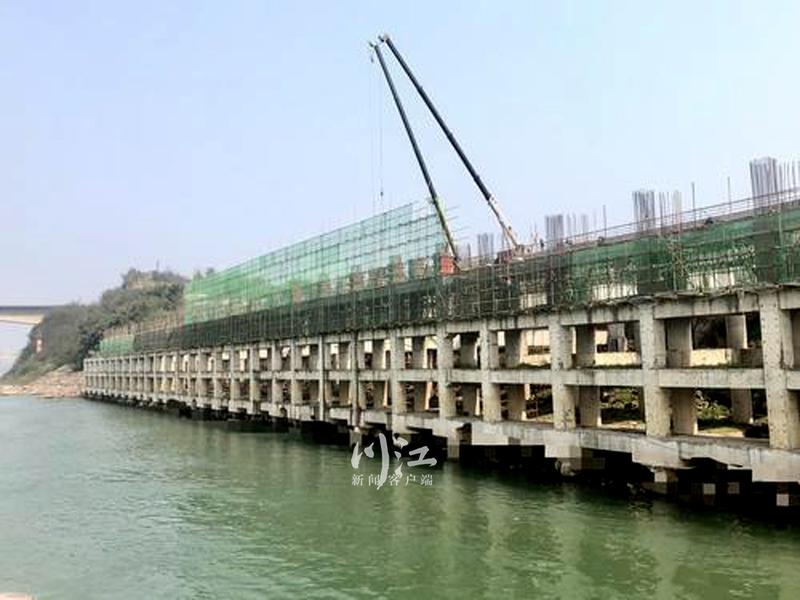 泸州最大散货码头建设迎来新进展，一期涉水部分7月完工-1.jpg
