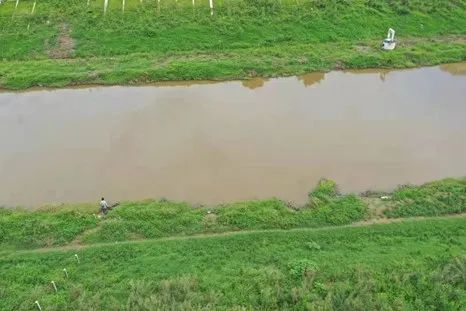 央媒关注：泸州公安“水陆空”天罗地网捕“渔夫"-4.jpg