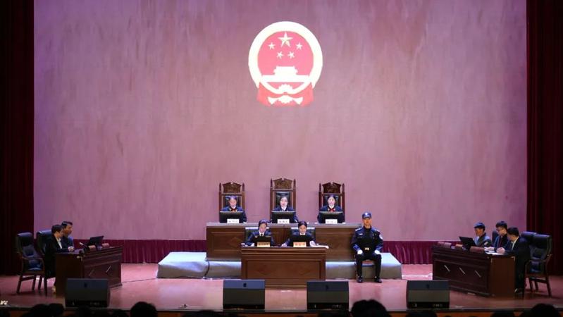 好意搭乘出事故谁担责？庭审现场搬进泸职院，学生们都懂了-1.jpg