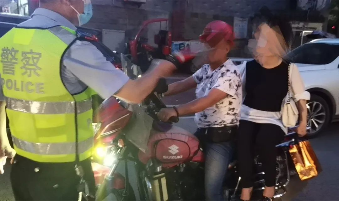 泸州公安交警开展夜间重点违法专项整治-17.jpg
