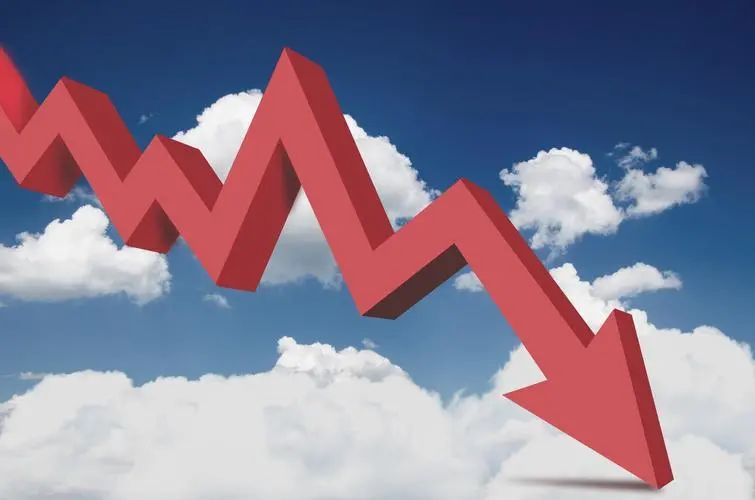 又降了！首套房贷利率4.4%，泸州已有银行执行，买房成本降低！-2.jpg