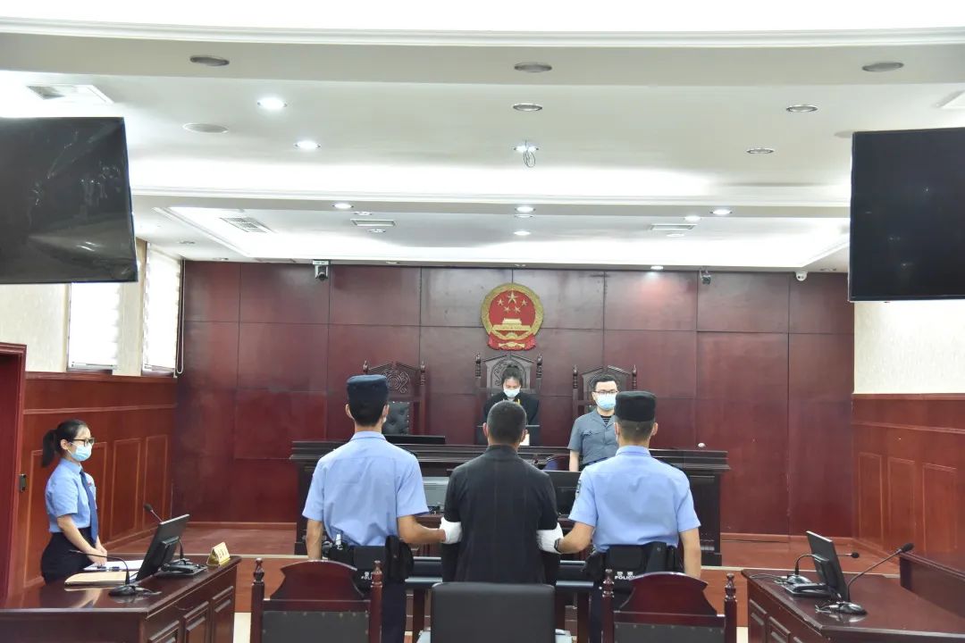 泸州叙永一男子，酒驾+开车通视频，出事了还想找人顶包，结果...-7.jpg