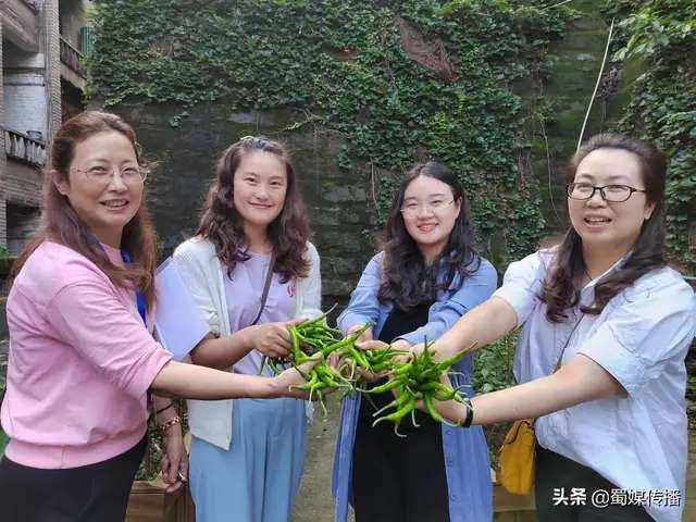 畅享端午 劳动光荣——泸州市广营路小学校工会开展劳动实践活动-2.jpg