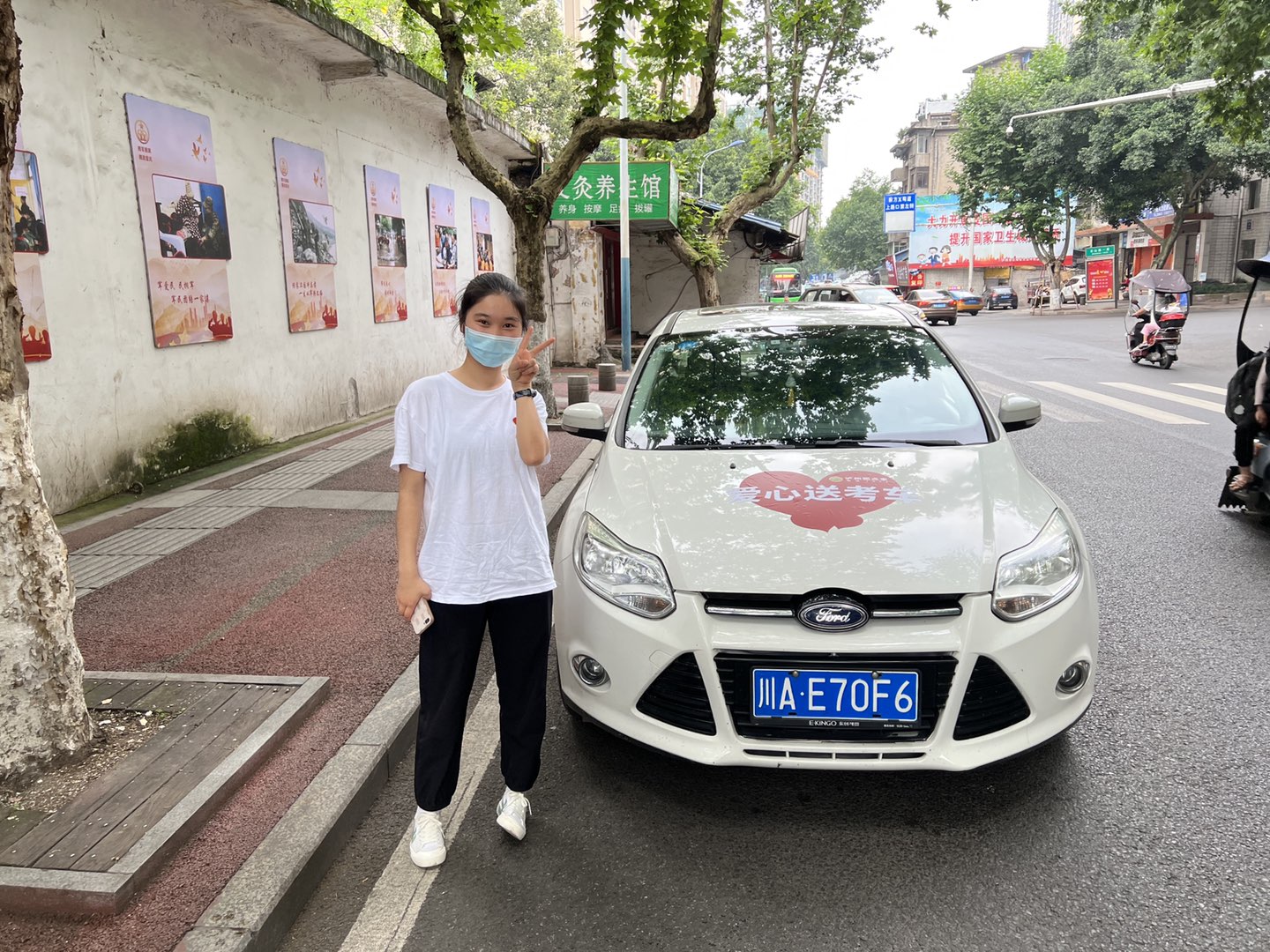 滚动更新|直击泸州高考现场！祝愿所有考生都能旗开得胜！-13.jpg