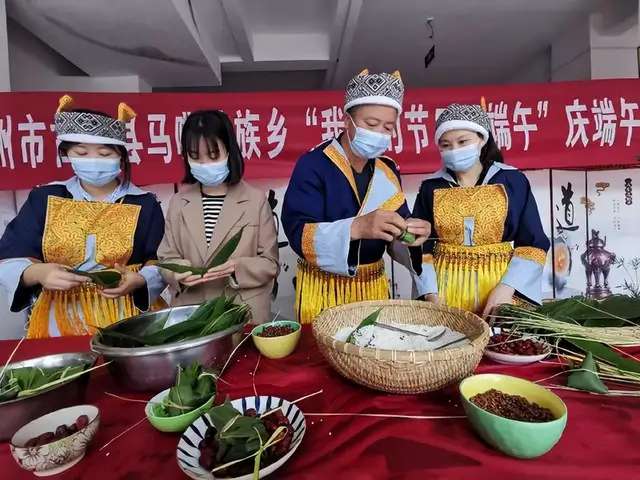 「泸州」马嘶苗族乡：民族团结一家亲“粽情粽义”跟党走-4.jpg