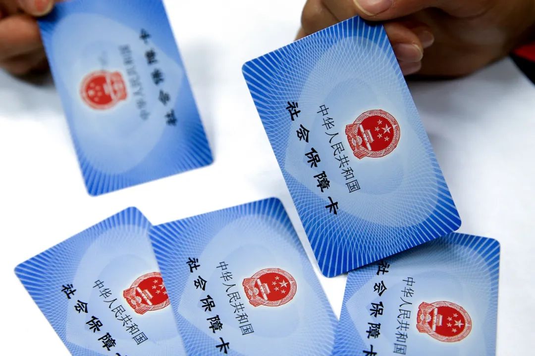 本月起，泸州参保人员在川渝异地就医住院不再备案-1.jpg