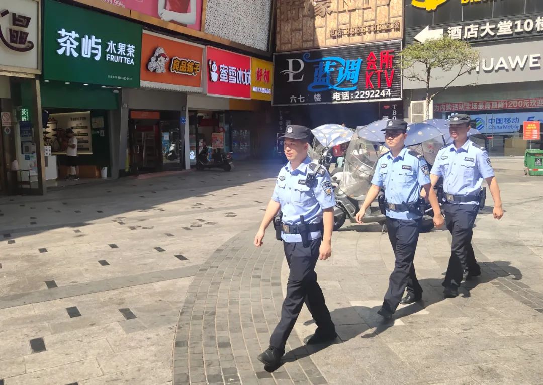 最美“警”色 无惧“烤”验 | 泸州江阳公安高温酷暑保平安-12.jpg