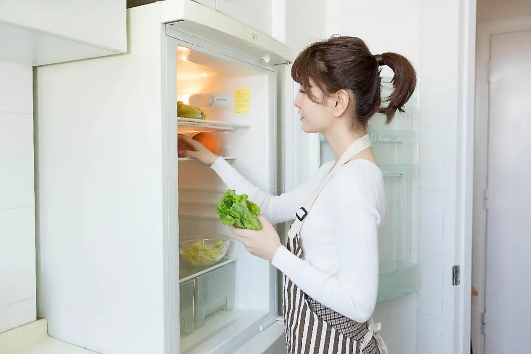 泸州人你知道吗？过期一天的食物能吃吗？-1.jpg