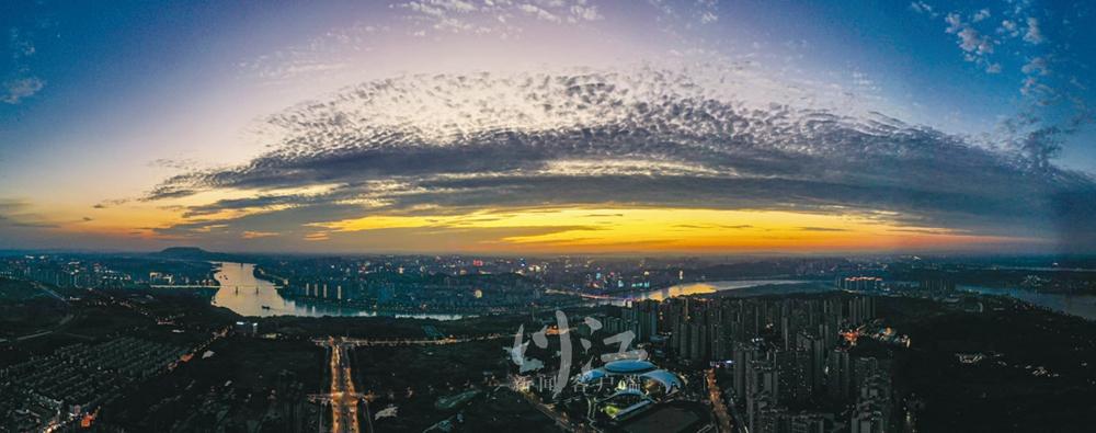 一连串40℃+正排队“入场”，泸州降温降雨要等到本月下旬？-2.jpg