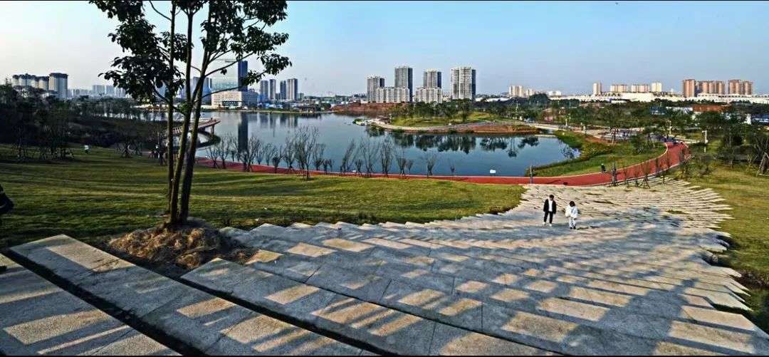 春节去哪玩？泸州公园、景区公交线路指南请查收！-4.jpg