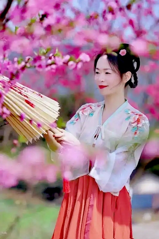 “惠享泸州·幸福三月”丨3月12日「纳溪龙湖水香」桃花节邀请函，请查收！-4.jpg