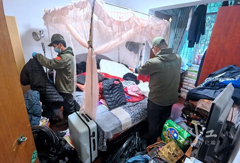 免费为独居老人打扫卫生，泸州90后家政团棒棒哒！-1.jpg