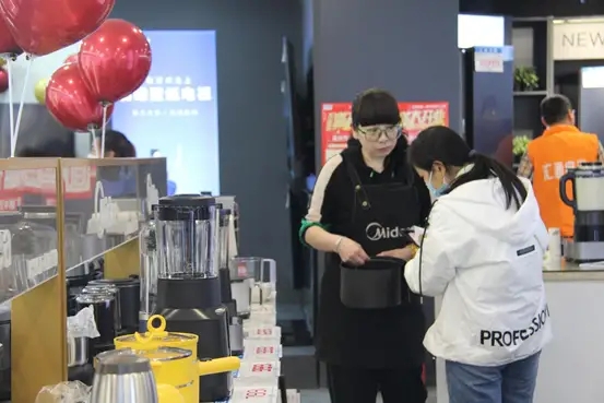 终于来了！万众期待！泸州汇通电器万达店盛大开业！-15.jpg