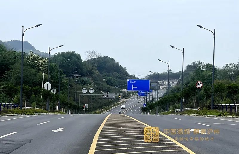 正式通车！从泸州城西出发，约10分钟到方山-1.jpg