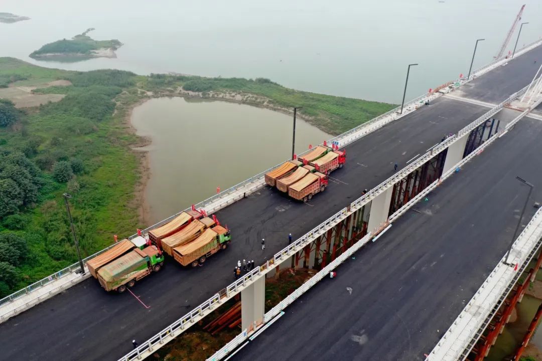 泸州长江六桥荷载试验完成！通车正式进入“倒计时”！-3.jpg