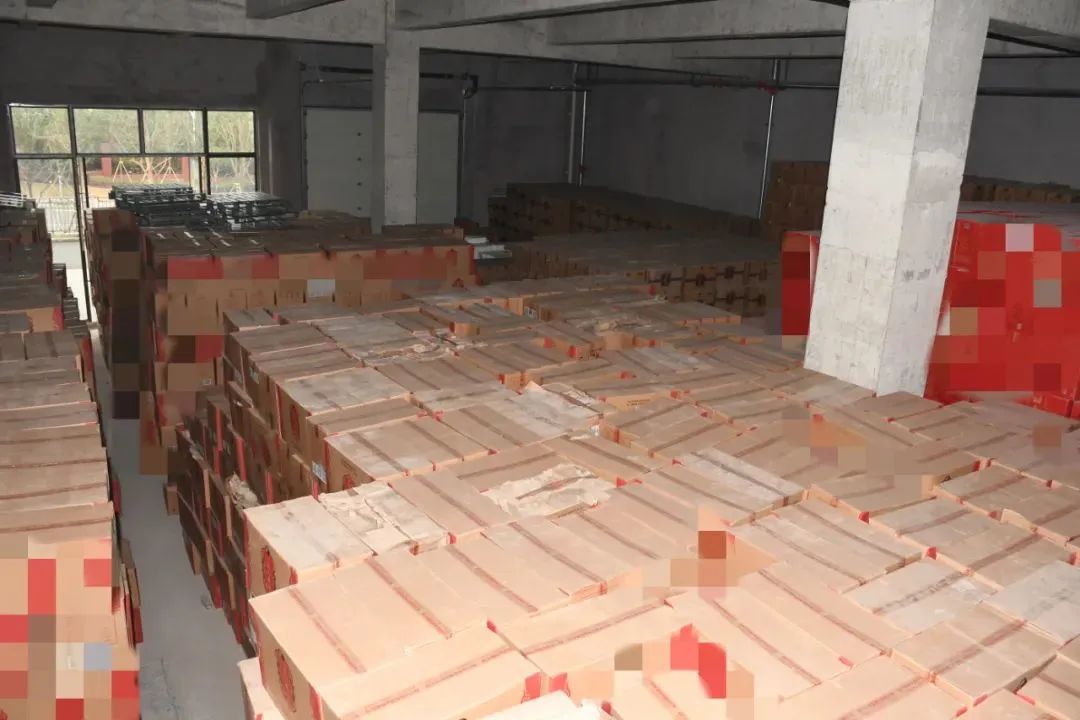 泸州警方查获生产、销售有毒有害食品3.1万余件！-3.jpg