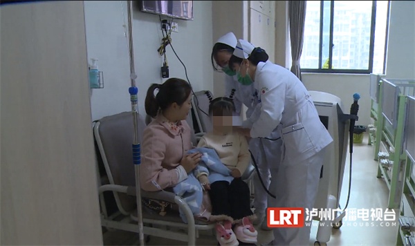 “支原体”来势汹汹！泸州多家医院多举措应对儿科就诊压力！-4.jpg