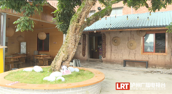 特色美食、露营打卡、骑行徒步……泸州沱江边新增网红打卡地！-3.png