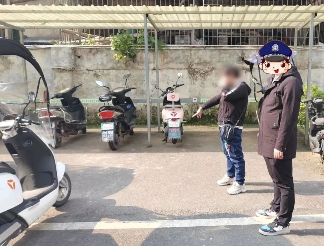 事发泸州街头！两男子当众偷电瓶车，这哈遭惨了…-5.jpg