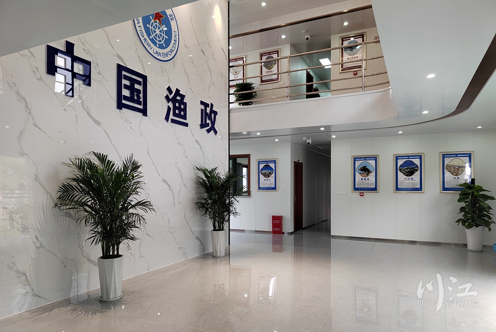 长渔趸005移交泸州使用，长江“十年禁渔”再添执法重器！-3.jpg
