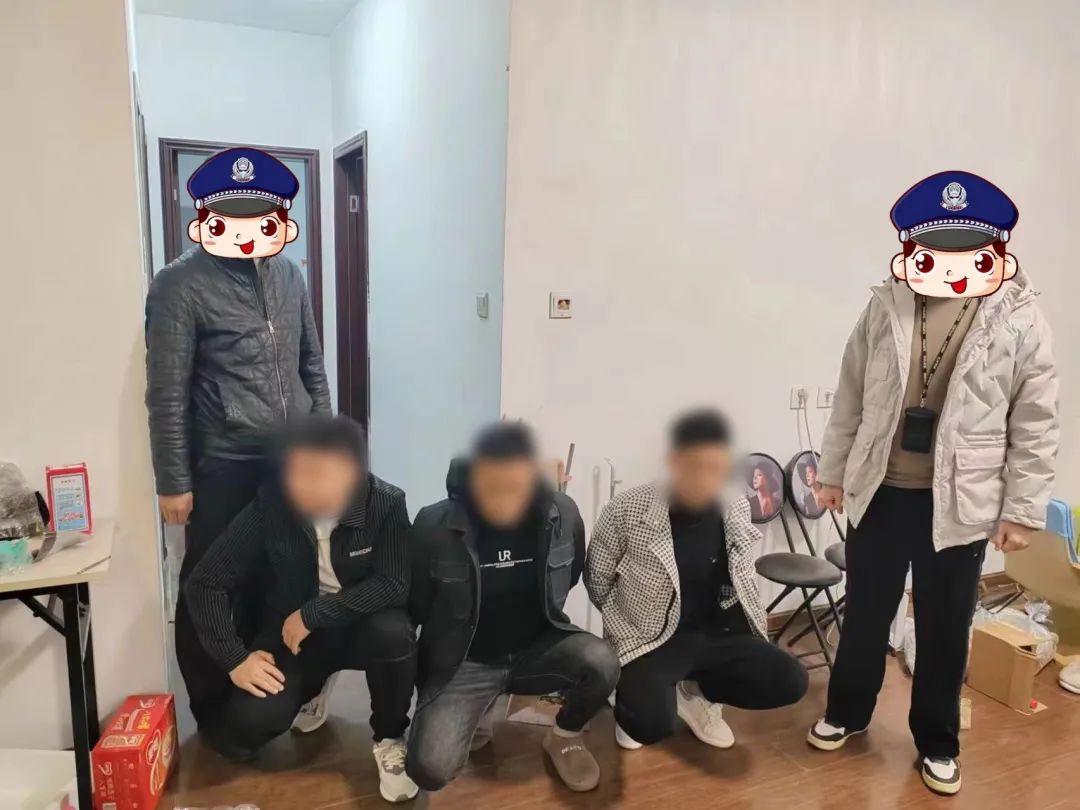 “出千神器”曝光！泸州破获一起贩卖窃听窃照专用器材案！-4.jpg