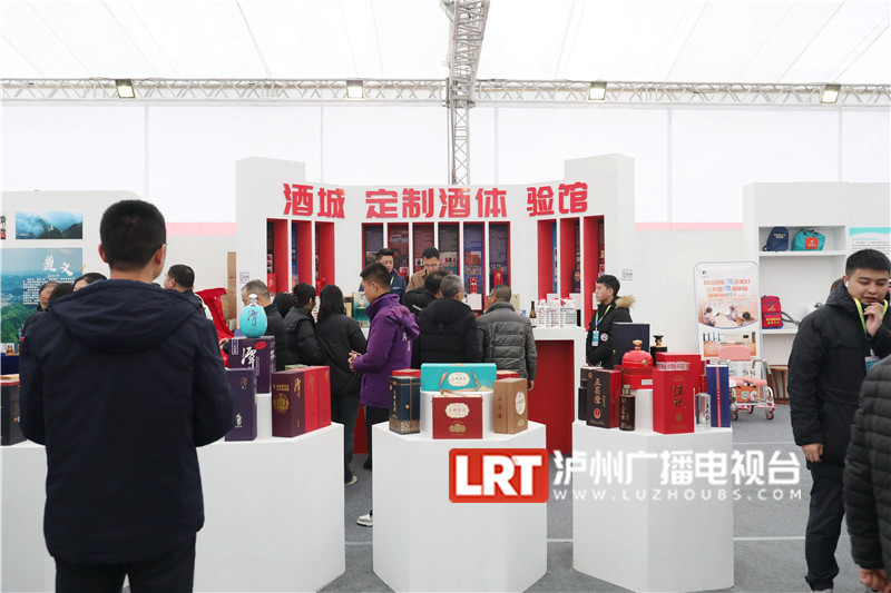 9000余款商品等你来选 | 赶快来西南商贸城购年货、享美食、品民俗！-3.jpg