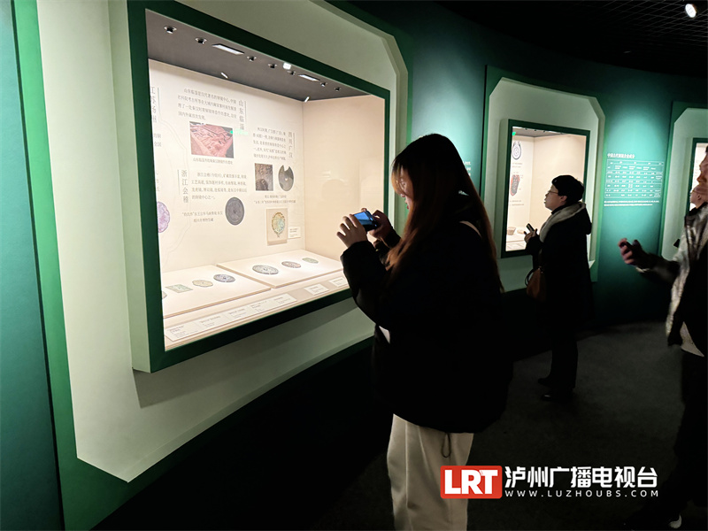 来看古人的铜镜美学，多件国家一级文物亮相泸州市博物馆-3.jpg
