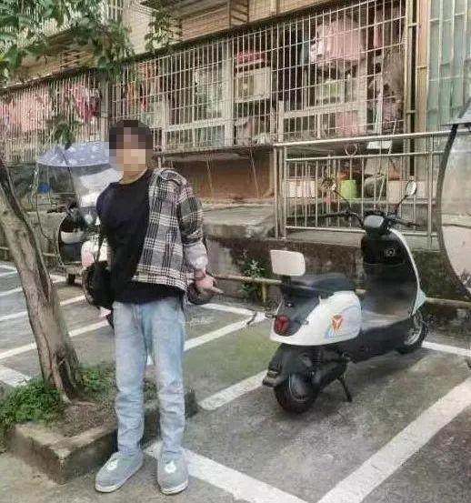 深夜！男子回家发现床上睡了个陌生男人！-13.jpg